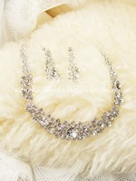Gorgeously Crystal Necklace Set